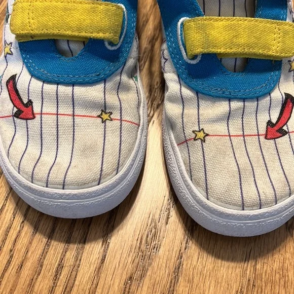 Adidas Mickey Mouse Velcro Shoes, Size 1 1/2 - Picture 3 of 4